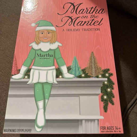 Martha Stewart on the Mantle 2024 Christmas Elf Doll 10.5” Stoop Brand N… - Picture 1 of 4